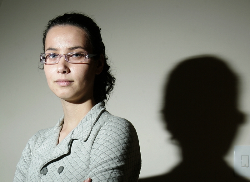 A estudante Kyene Becker da Silva foi surpreendida pela decisão do locador em vender o imovel. O periodo do contrato já havia expirado, o que permite que o dono peça a desocupação do imóvel | Josué Teixeira/ Gazeta do Povo