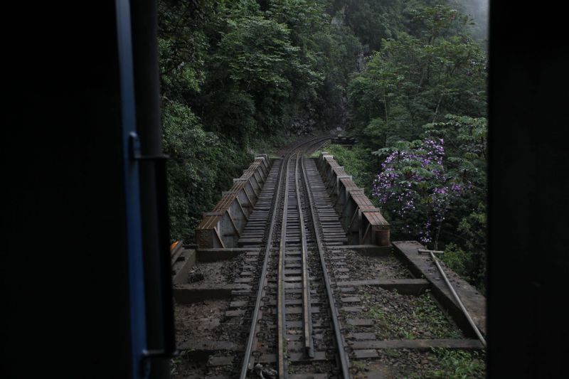 Trilhos na Serra do Mar: proposta paranaense quer nova malha passando por túneis na região | Jonathan Campos/ Gazeta do Povo