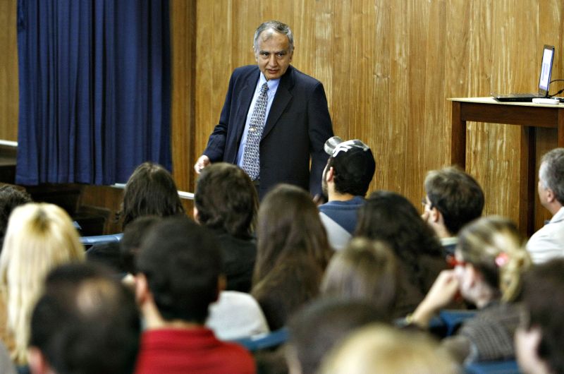 Rajender Varma faz pesquisas na área de Química Verde e busca soluções na nanotecnologia | Hugo Harada/Gazeta do Povo
