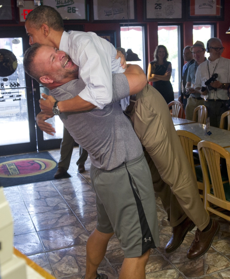 Scott Van Duzer, proprietário de uma pizzaria na Flórida, surpreende com recepção a Obama | Saul Loeba/AFP