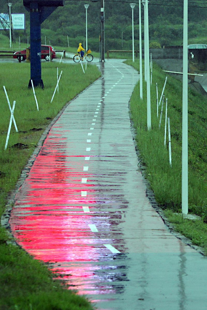 Ciclovia passa ao lado do Rio Ressaca: mobilidade | Albari Rosa/Gazeta do Povo