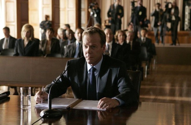 24 Horas- O programa estrelado por Kiefer Sutherland foi pioneiro no formato de narrativa em tempo real. Cada episódio acompanhava uma hora do dia de Jack Bauer, agente de uma unidade antiterrorista da CIA. Ao longo dos anos, o público viu o personagem ficar viúvo, matar amigos e passar dos limites da ética para se livrar de opositores | 
