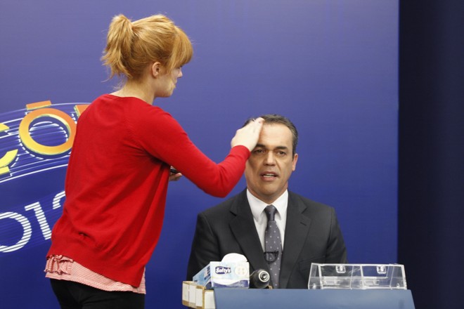 Preparativos finais antes do debate da RPC TV | 