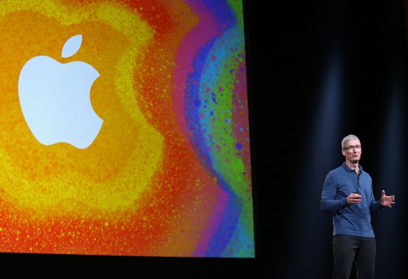 Tim Cook, da Apple: venda no Brasil ainda não tem previsão | Kimihiro Hoshino/AFP