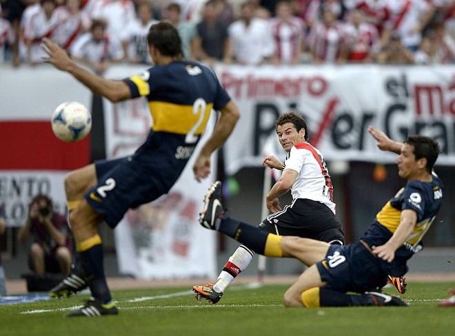 Rodrigo Mora marca o segundo gol do River no empate em 2 a 2 com o Boca | 