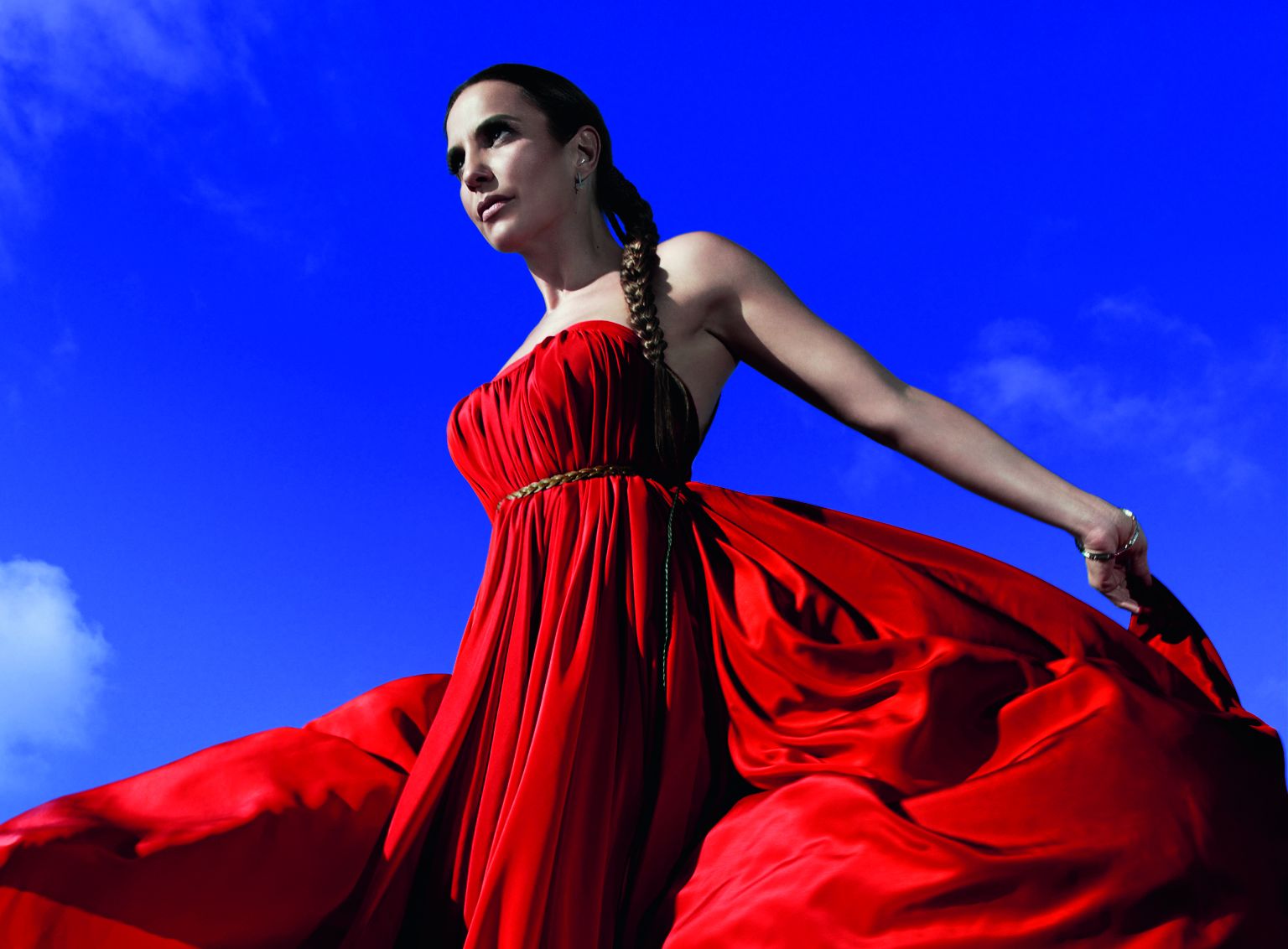 Ao final é que percebo qual unidade, que raciocínio o disco tem. Nunca faço um disco com a intenção de fazer assim ou assado. É sempre uma resposta às minhas sensações. O disco, depois, é que me conta o que eu pensei. -Ivete Sangalo, cantora | Gui Paganini/Divulgação