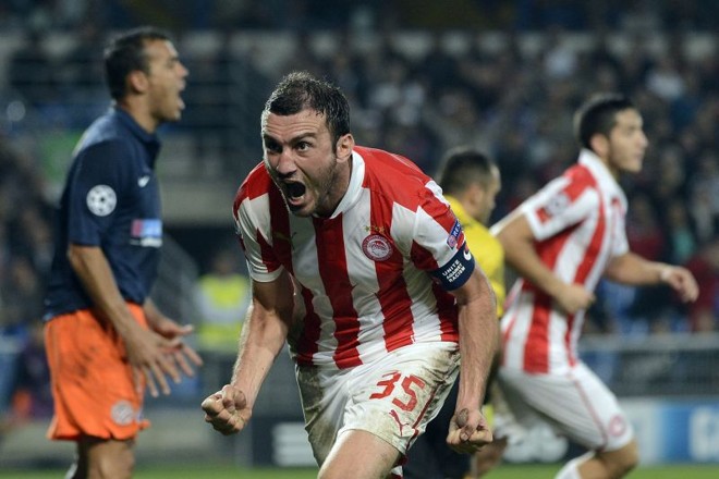 Olympiakos bateu o Montpellier e venceu a primeira na Liga |