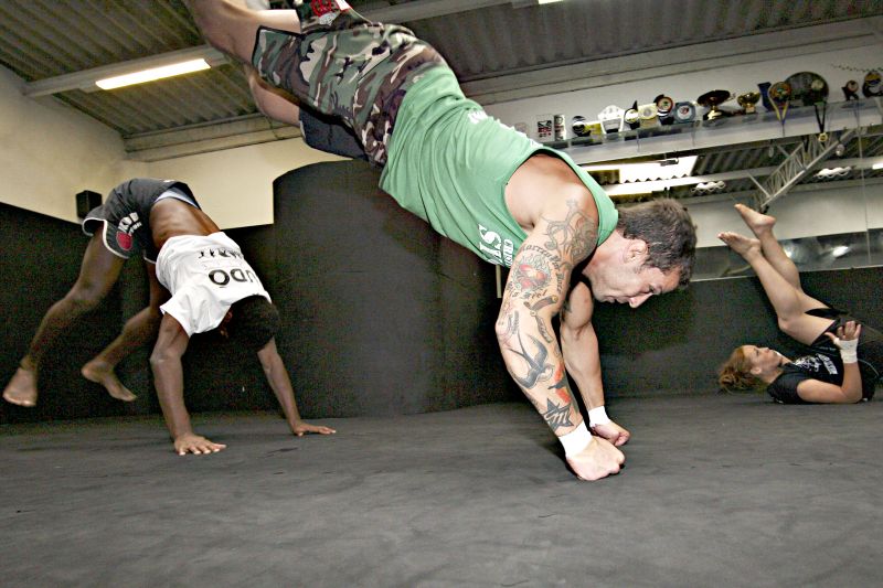 Marcello, 34 anos, foca a preparação física para ter um desempenho de garoto | Felipe Rosa/ Gazeta do Povo