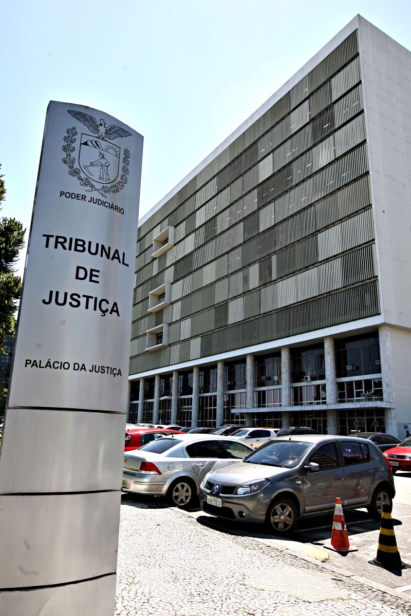 Sede do TJ: orçamento de R$ 1,1 bilhões, equivalente a 0,5% do PIB do Paraná, é proporcionalmente o 2º pior do país | Felipe Rosa/ Gazeta do Povo