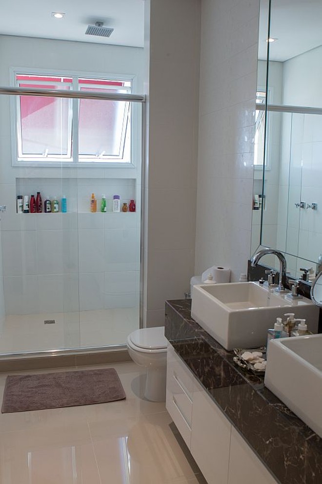 A capital paranaense possui atualmente cerca de 450 imóveis e 750 terrenos com potencial para o luxo |