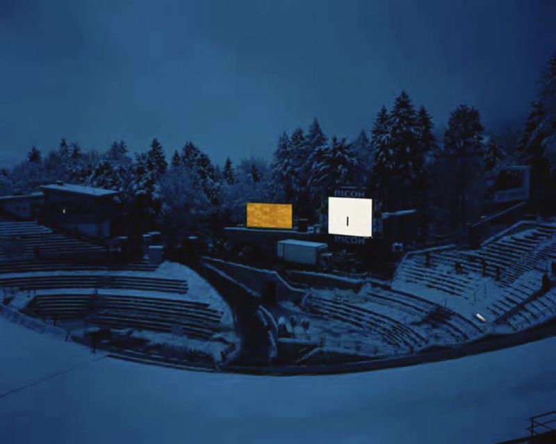 Suíço expõe imagens da série Snow Management | Jules Spinatsch/Divulgação