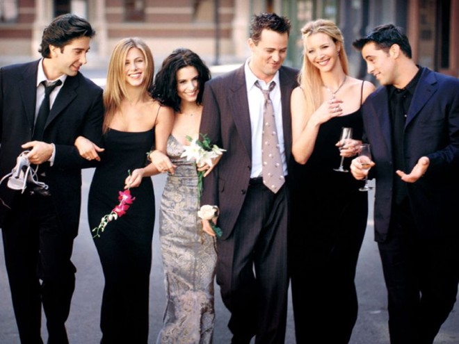 Friends- O sexteto composto por Ross, Rachel, Pheobe, Joey, Ross e Chandler passou dez anos na televisão. O relacionamento duradouro fez com que os personagens se tornassem um marco dos seriados, com características e manias comentadas pelos fãs com proximidade, como se fizessem parte do grupo ficcional. | 