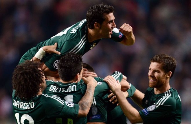 Comemoração do segundo gol do Real Madrid em Amsterdã |