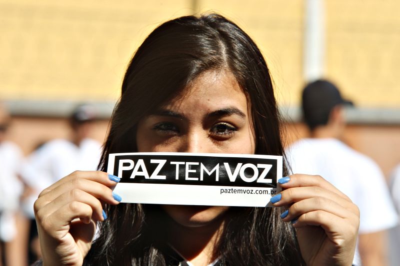 Aluna da escola Xavier da Silva, em ação da campanha | Giuliano Gomes /Seed