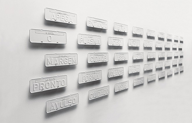 Instalação Pra Que conta com 45 placas automotivas |