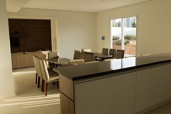 Apesar de serem espaços presentes em qualquer empreendimento, as áreas comuns dos condomínios de luxo são pensadas a partir da qualidade da decoração e dos equipamentos |