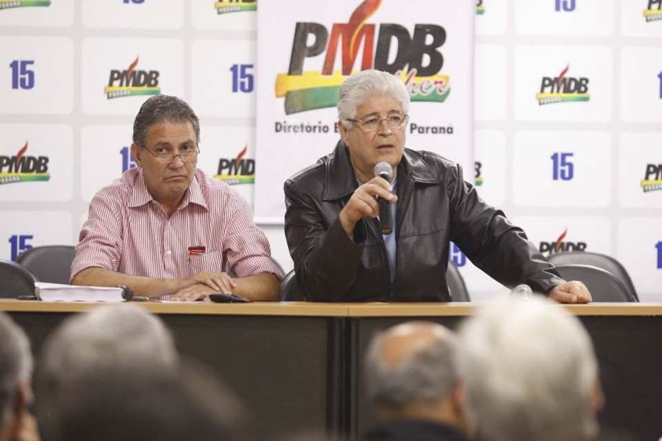 A proposta de apoio foi apresentada pelo senador Roberto Requião | Hugo Harada/Gazeta do Povo