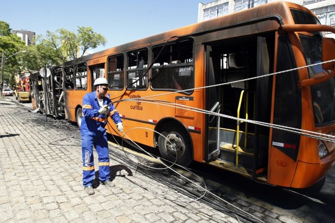 Incêndio ocorreu próximo da Igreja do Cristo Rei |
