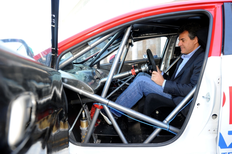 Beto Richa testa carro da stock car: governador do Paraná é fã de automobilismo e piloto amador | ANPR