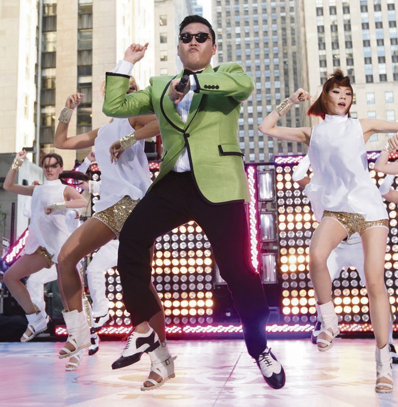 Psy está conquistando o mundo com a dança do cavalinho | Divulgação