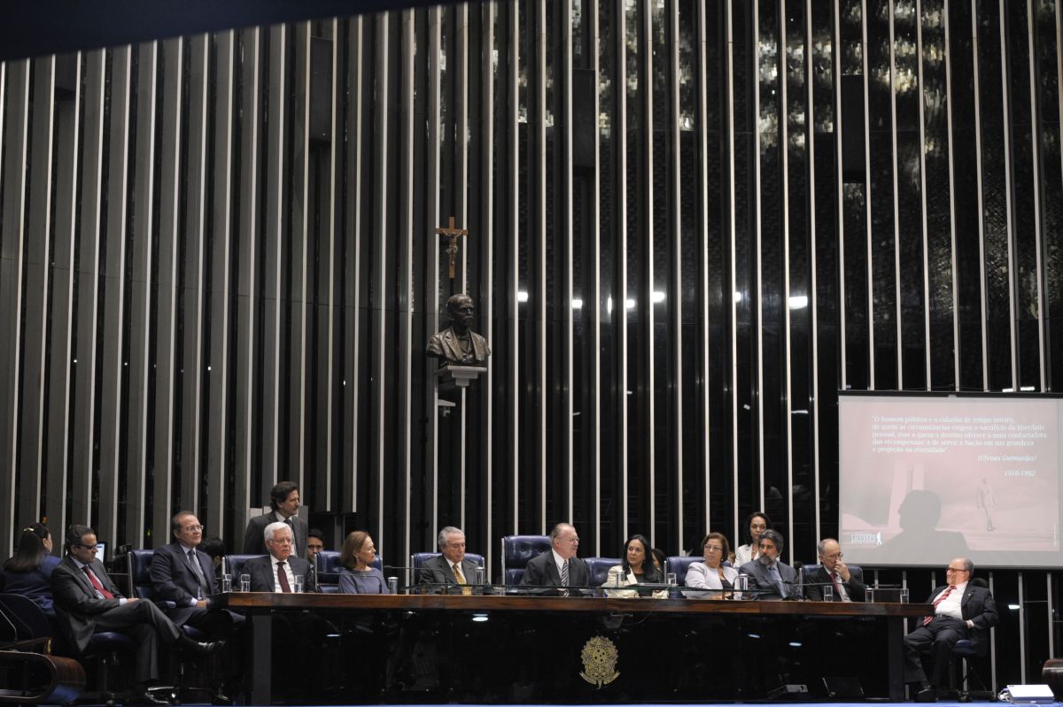 O Congresso Nacional fez nesta segunda-feira (15) sessão solene destinada a reverenciar a vida e a trajetória política de Ulysses Guimarães, que morreu há 20 anos | Lia de Paula/Agência Senado