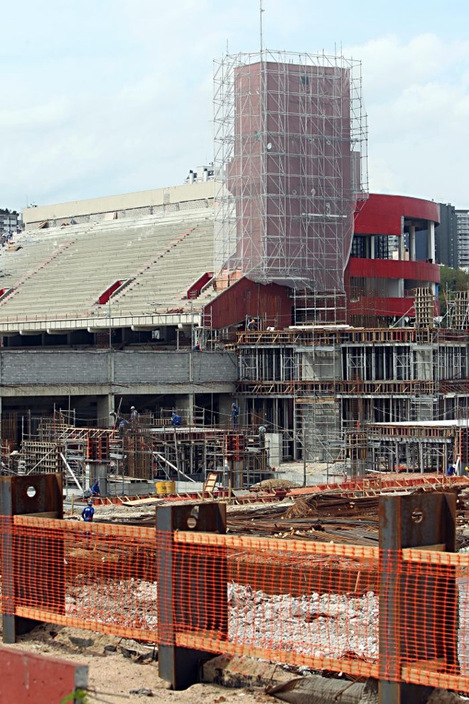 Imagens das obras na Arena nesta segunda-feira (22/10) | 