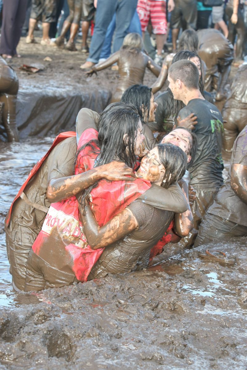 No lugar do banho de lama, como em 2011, haverá espuma | Ivonaldo Alexandre/Arquivo/Gazeta do Povo