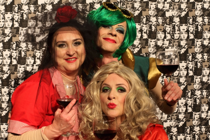 Peça se inspirou no universo feminino do cineasta Pedro Almodóvar. | Chico Nogueira/Divulgação