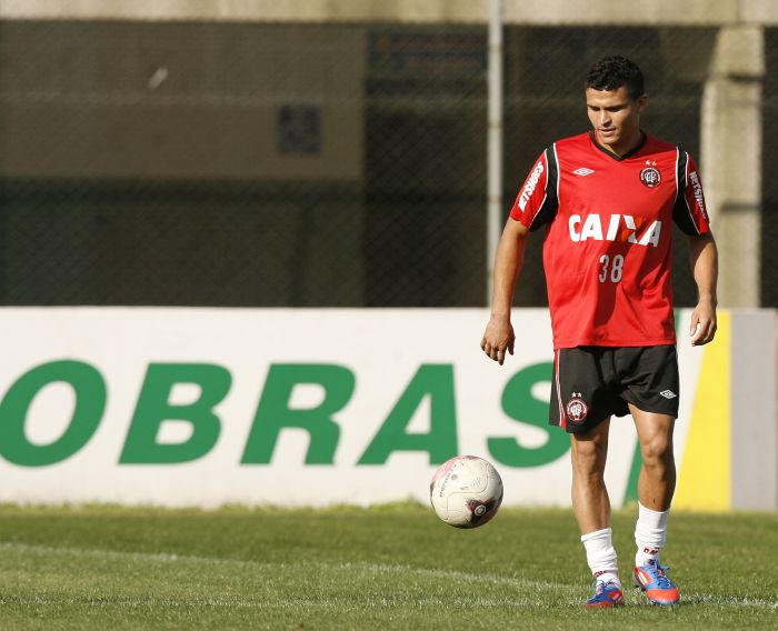 O lateral Maranhão está em tratamento no CT do Caju | Antonio More / Gazeta do Povo