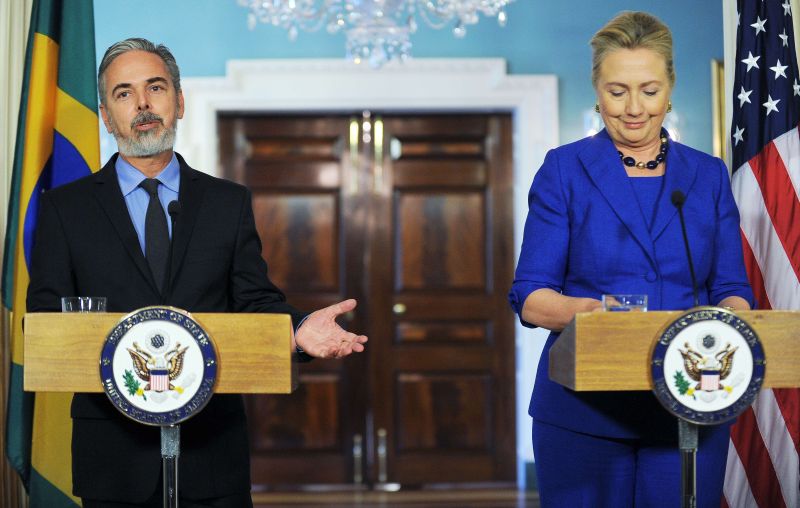 Patriota e Hillary Clinton | Jewel Samad/AFP