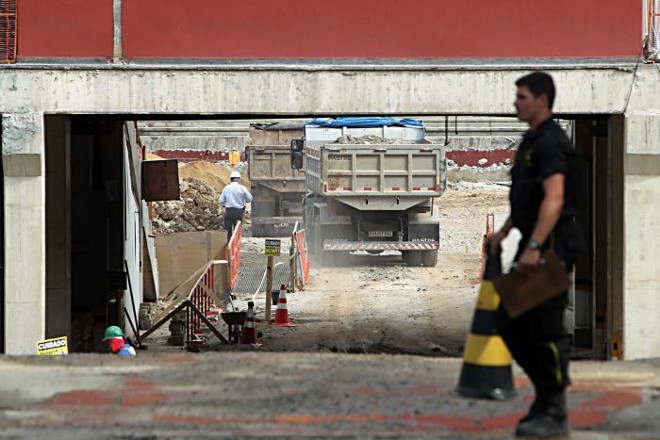 Imagens das obras na Arena nesta segunda-feira (22/10) | 
