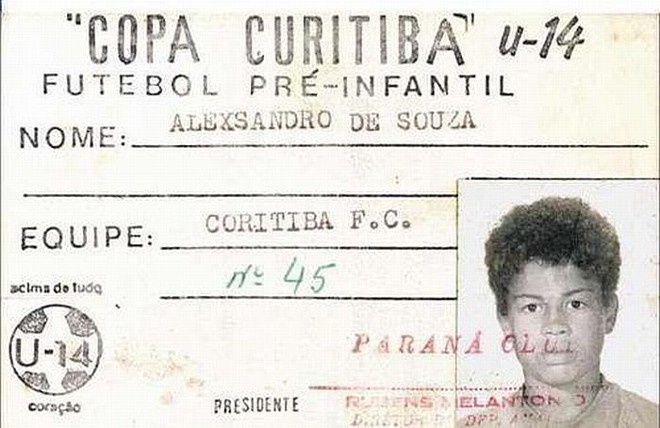 Carteirinha de Alex nos tempos de categoria de base do Coritiba | 