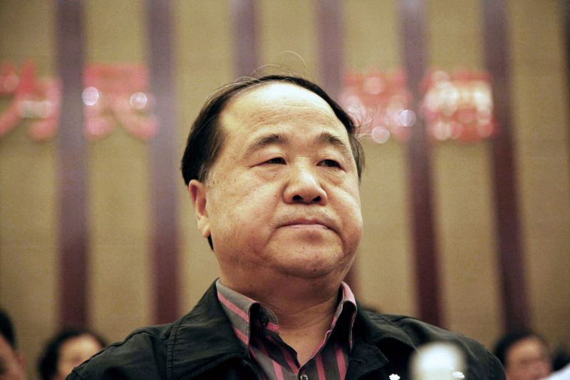 Foto de arquivo de março de 2012 mostra o escritor chinês Mo Yan, vencedor do Nobel de Literatura deste ano | AFP Photo/Divulgação