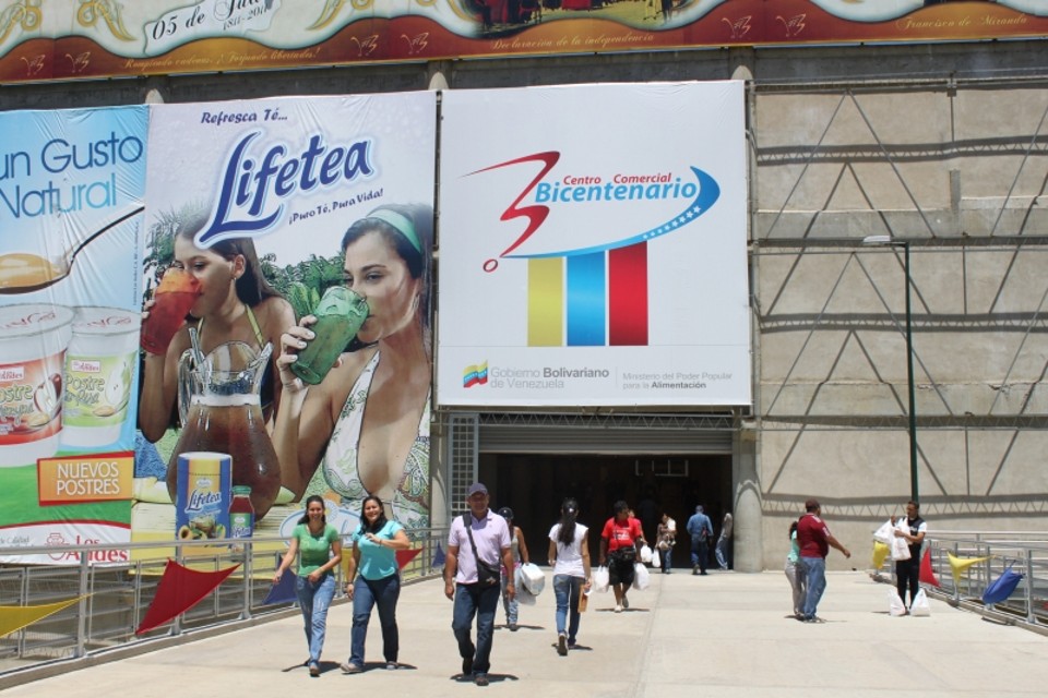 Ponto do Abasto Socialista, a rede criada por Chávez que vende produtos mais baratos para populações de baixa renda | Celio Martins/Gazeta do Povo