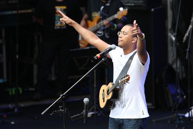 Show Dudu Nobre no Palco Conexões na Virada Cultural de Curitiba | 