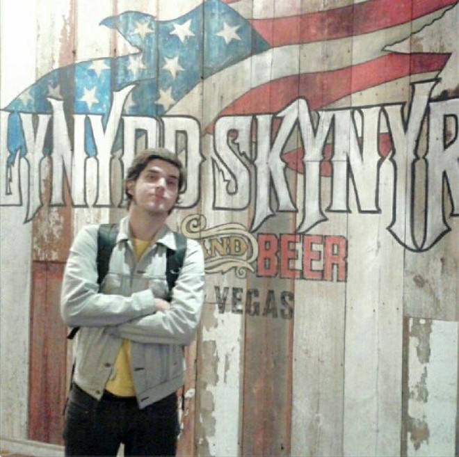 Imagem publicada no Instagram mostra o vocalista, Nevilton de Alencar, em Las Vegas | 