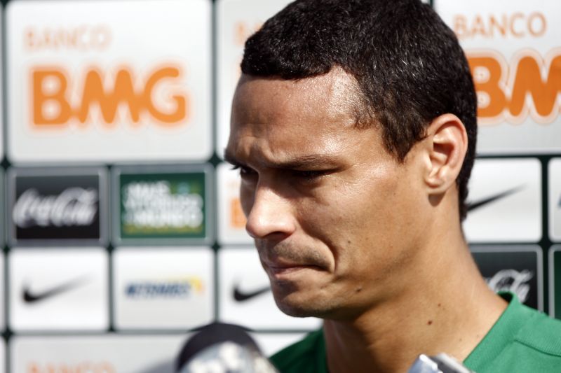 Emerson aguarda voltar aos gramados e ter nova chance na seleção | Henry Milléo / Gazeta do Povo