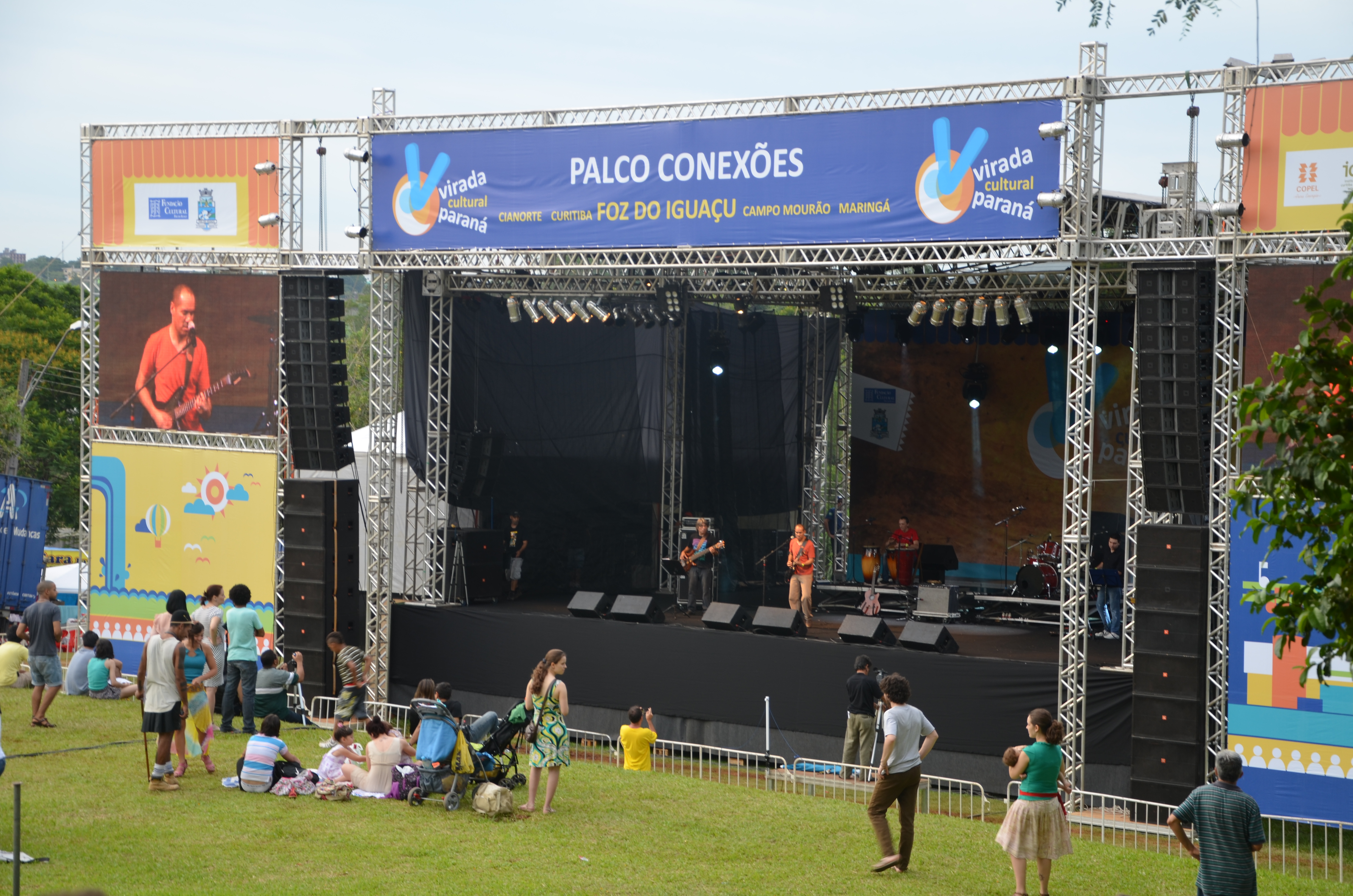 O calor foi um dos motivos apontados pela organização da Virada para explicar a falta de público em Foz do Iguaçu | Fabiula Wurmeister/Gazeta do Povo