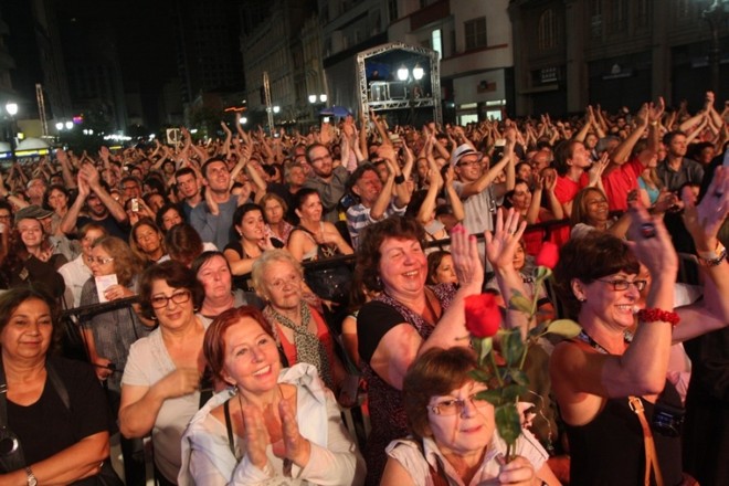 Público presente no show de Cauby Peixoto e Ângela Maria |