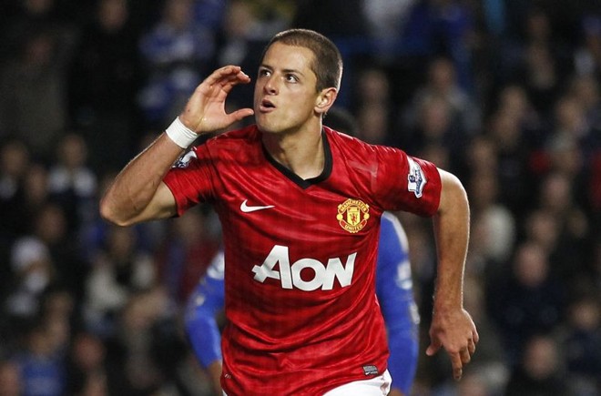 Mais um clássico- Depois de dois duelos cheio de emoção com o Chelsea venceu no Inglês, mas perdeu na Copa da Liga Inglesa , o Manchester United de Javier Hernandez (foto) tem outro clássico pela frente. O adversário de hoje é Arsenal. Os Red Devils estão em segundo no Nacional com 21 pontos, seis a mais do rival, sexto colocado | Ian Kington/ AFP