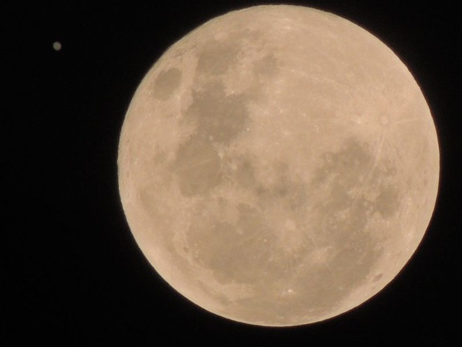 De Maringá (noroeste do PR), Joyce de Oliveira registrou o fenômeno: 