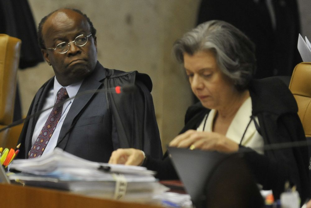 Joaquim Barbosa (à esq.) e Cármen Lúcia participam do julgamento do Mensalão nesta quarta-feira (7) | Agência Brasil/José Cruz