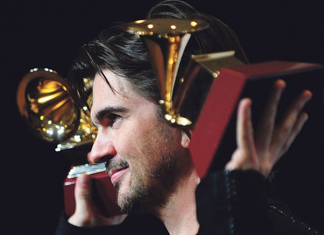 O colombiano Juanes venceu a categoria álbum do ano | 