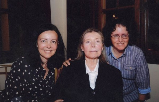 A autora entre as sobrinhas, Nancy Pellizzetti e Sara Mara Pellizzetti |