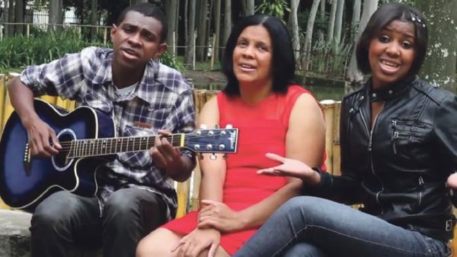 A família que cantou Para Nossa Alegria lançou CD com canções gospel | 
