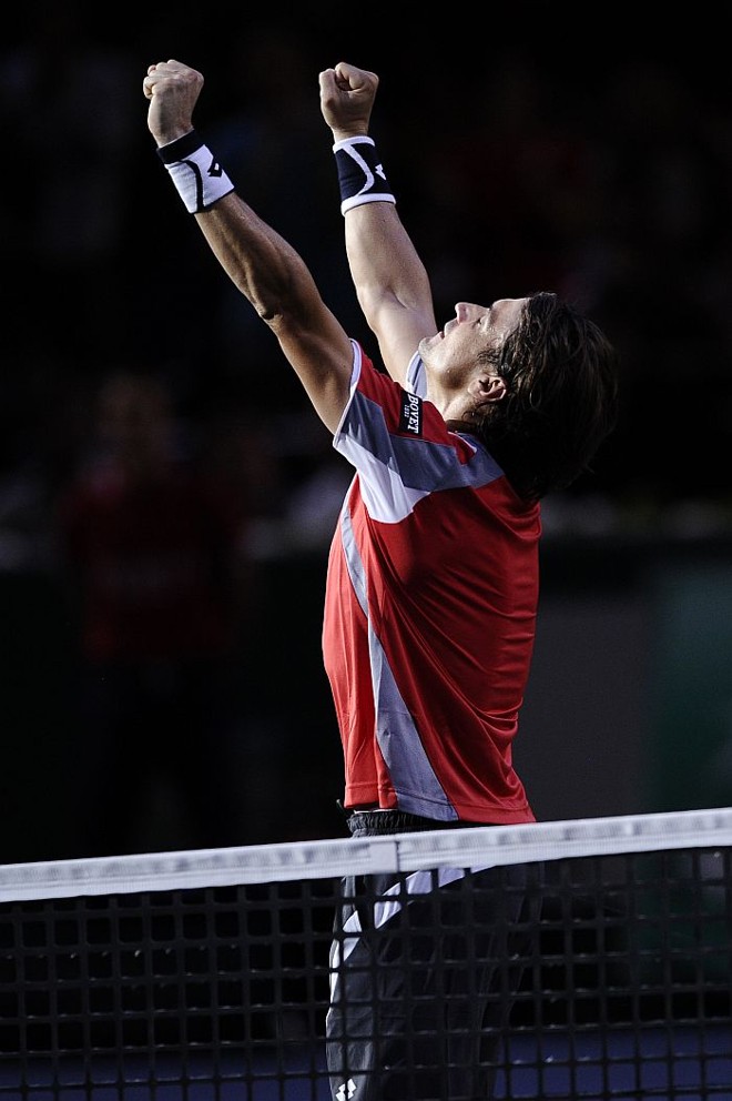 David Ferrer frustrou a torcida em Paris ao derrotar o francês Michael Llodra na semifinal do Masters 1000 | Reuters