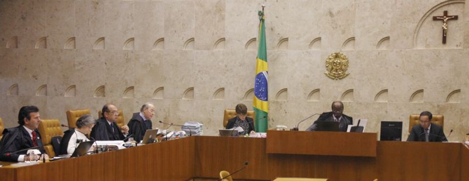 Os ministros do STF definiram nesta segunda-feira (26) a pena de parlamentares envolvidos no julgamento do mensalão | Gervásio Baptista / STF / Divulgação