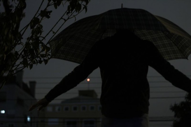 Melhor Ir Mais Cedo
apresenta um sujeito povoado por múltiplas vozes |