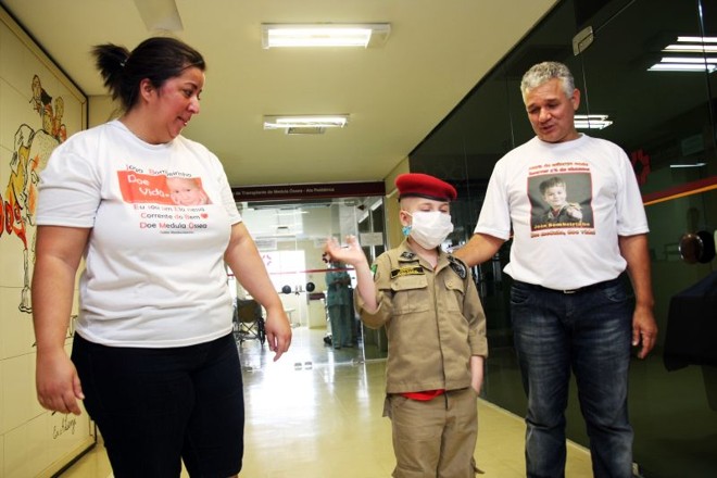 João Bombeirinho recebeu alta do hospital nesta segunda-feira (12) |