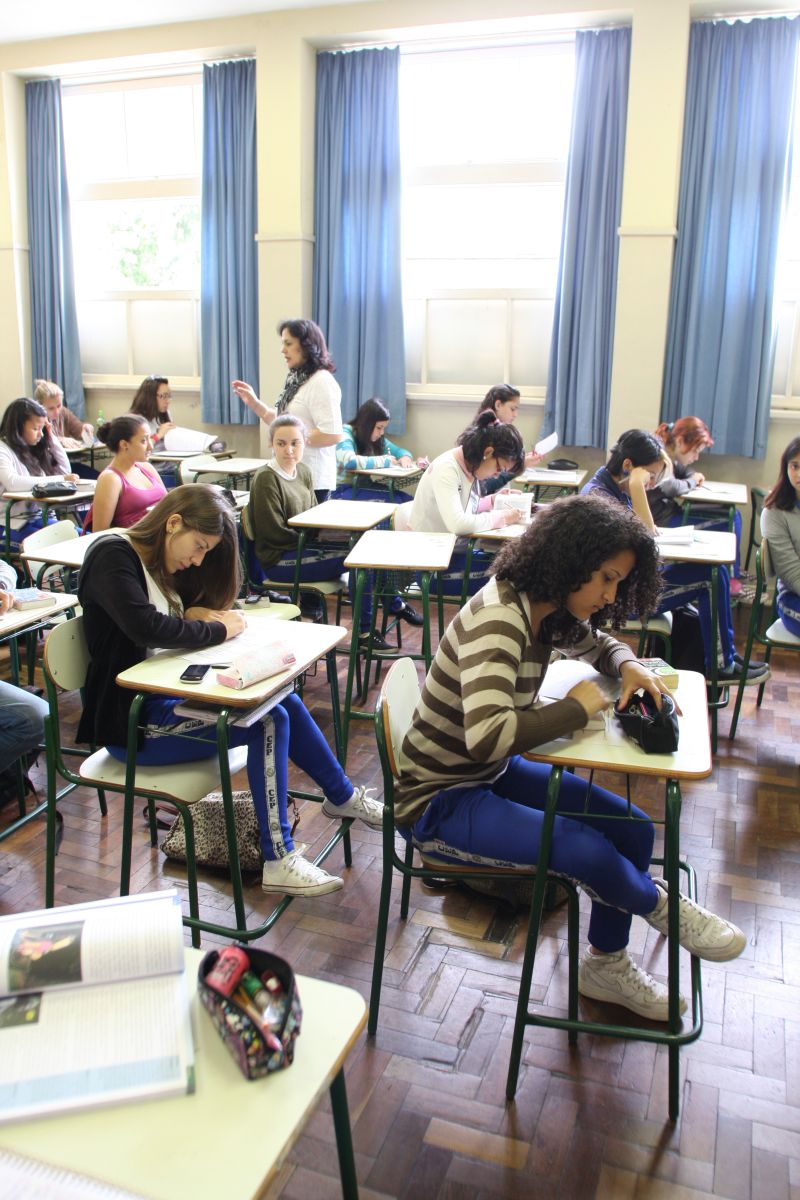 Exame foi aplicado em
2,1 mil escolas estaduais | Marcos Borges/ Gazeta do Povo
